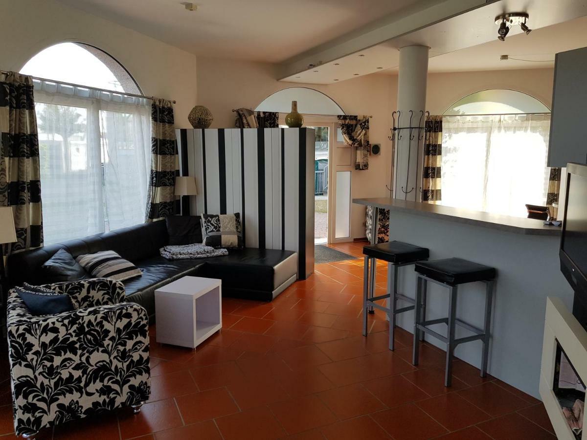 Studio-Apartment - Einraumwohnung קושהאבן מראה חיצוני תמונה